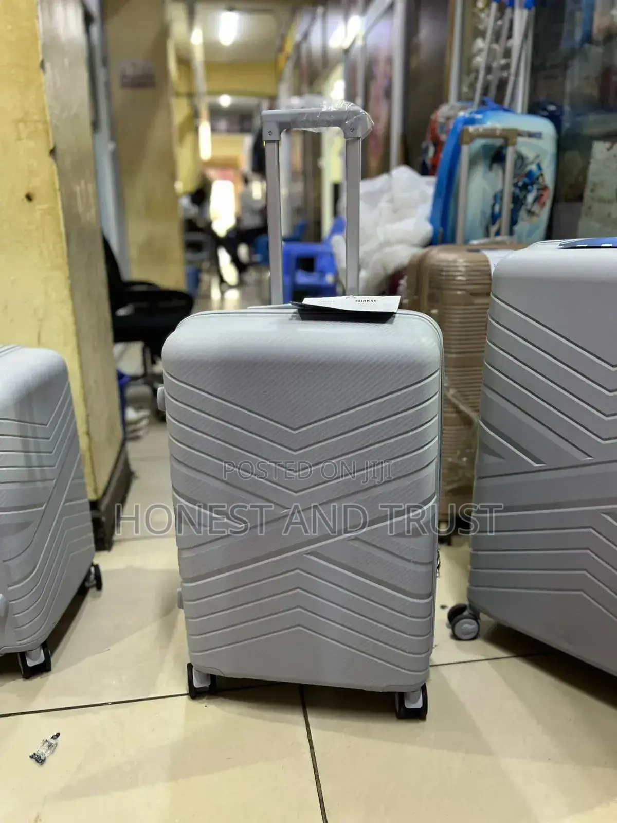 Unbreakable Rubber Suitcase (Medium Size)