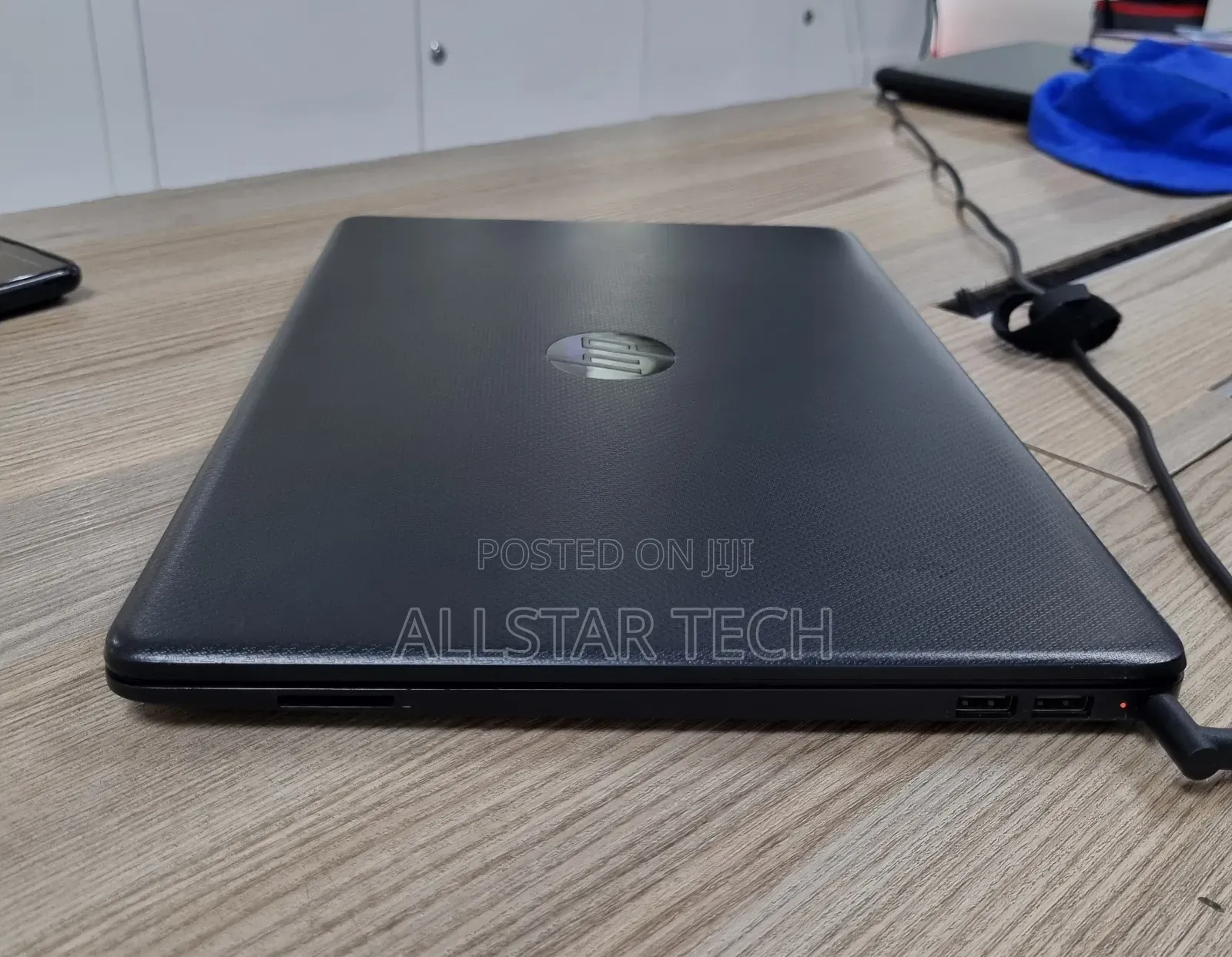 Laptop HP 15-Gw0023od Slim 4GB Intel Core I5 SSD 256GB