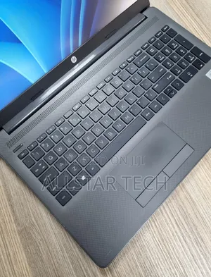 Laptop HP 15-Dy2075tg 4GB Intel Core I3 SSD 256GB