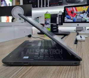 Laptop HP 15-Dy1032wm 4GB Intel Core I5 HDD 500GB