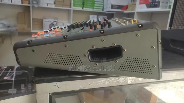 Powered Mixer 8ch 4000watts - thumbnail 2