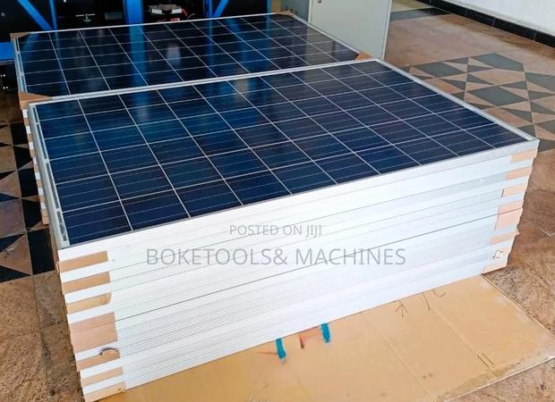 550w Monocrystaline Solar Panels All Weather Quality Panels - main view