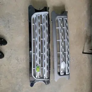 Discovery 4 Front Grill