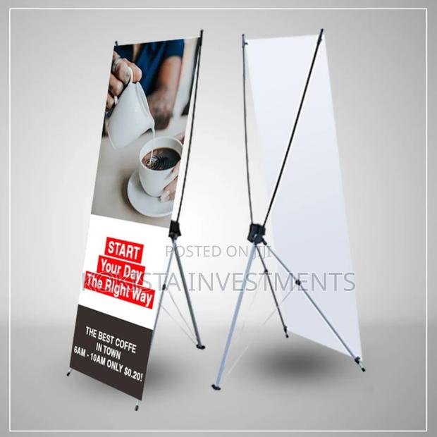 X- Banners for Outdoor Use
