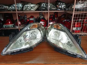Nissan Tiida 2010 Clear Reflector Nonzenon Headlights