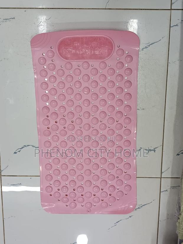 Bathroom Mats With Scrubber - thumbnail 2