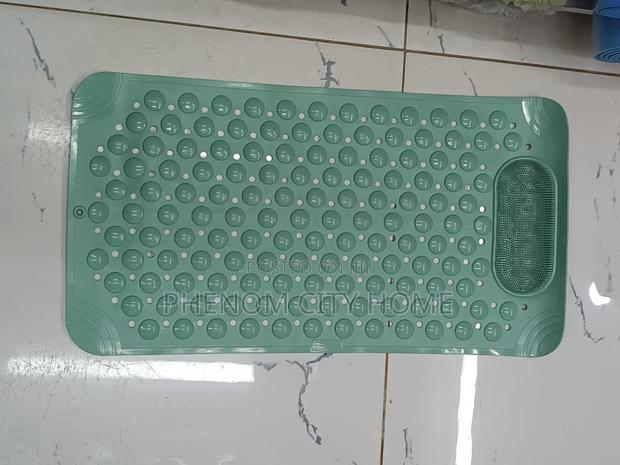 Bathroom Mats With Scrubber - thumbnail 3