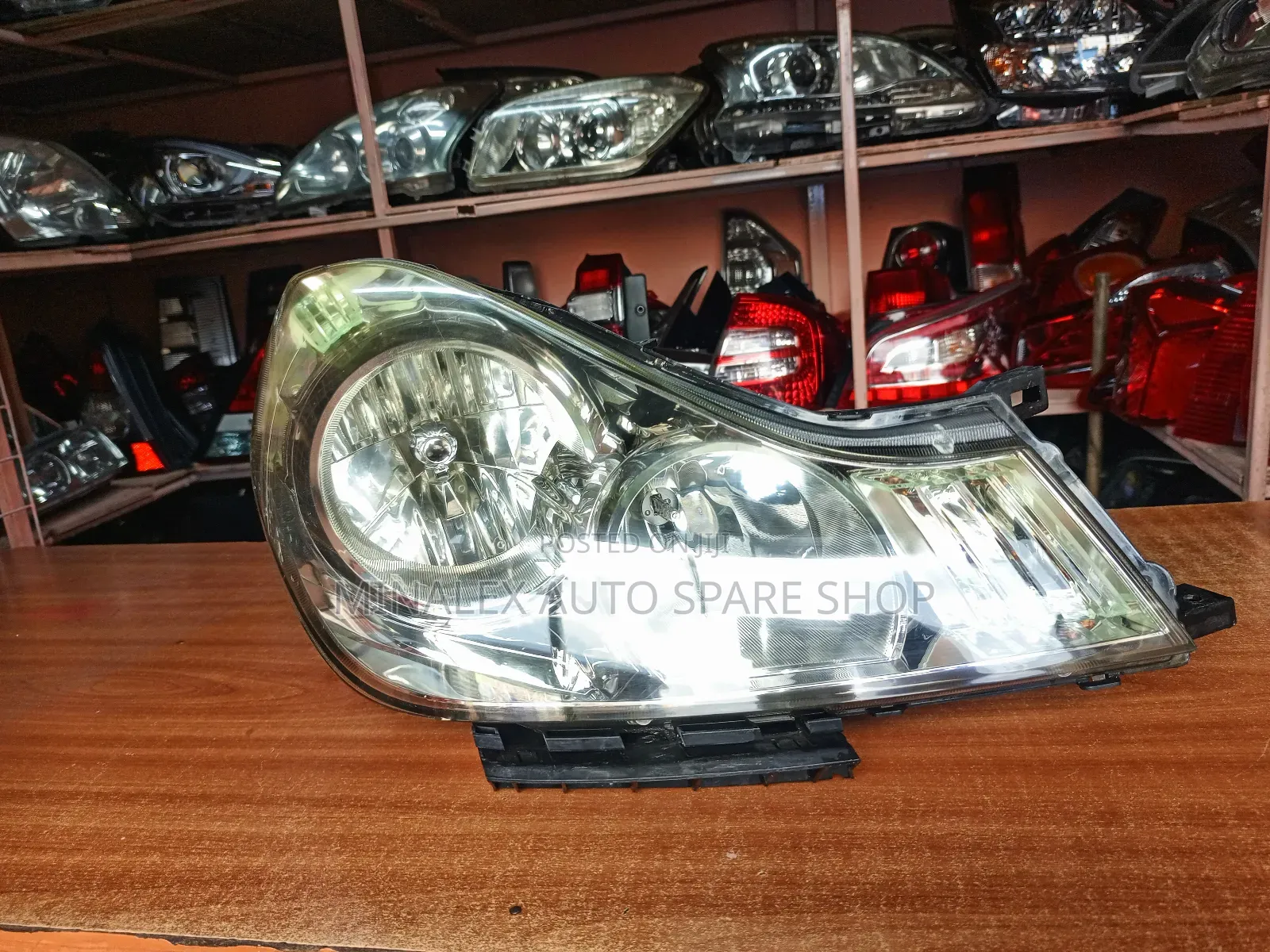 Wingroad Y12 Right Side Front Light Nonzenon Type
