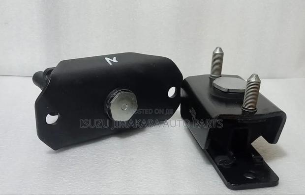 Isuzu Dmax Gearbox Mounting New Model