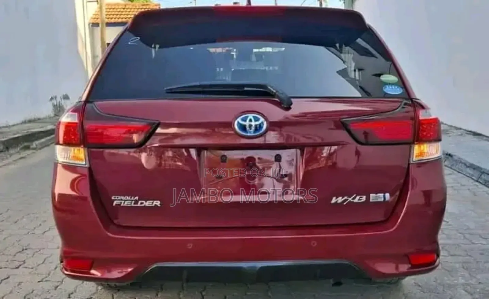 Toyota Corolla Fielder 1.5 Hybrid FWD 2018 Red