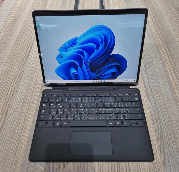 Laptop Microsoft Surface Pro 9 16GB Intel Core I7 SSD 256GB - main view