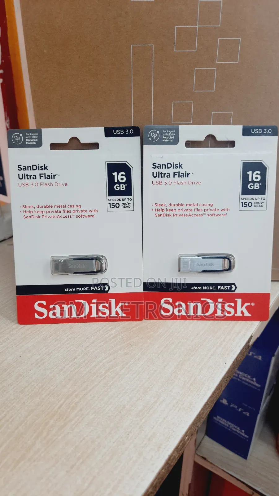 The Sandisk Ultra Flair Usb 3.0 Flash Drive, Class 10.( New)