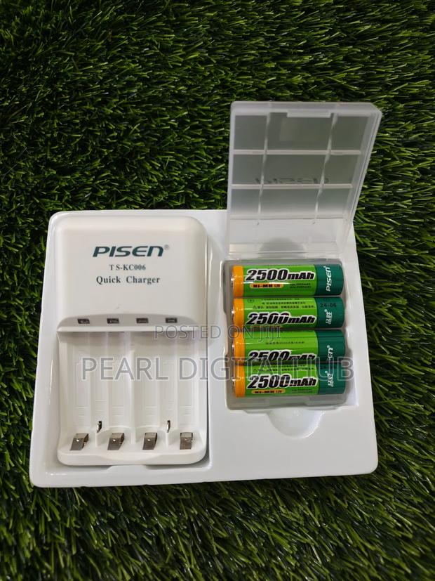 Pisen Quick Charger for AA/AAA Plus 4pack 2500mah Battery
