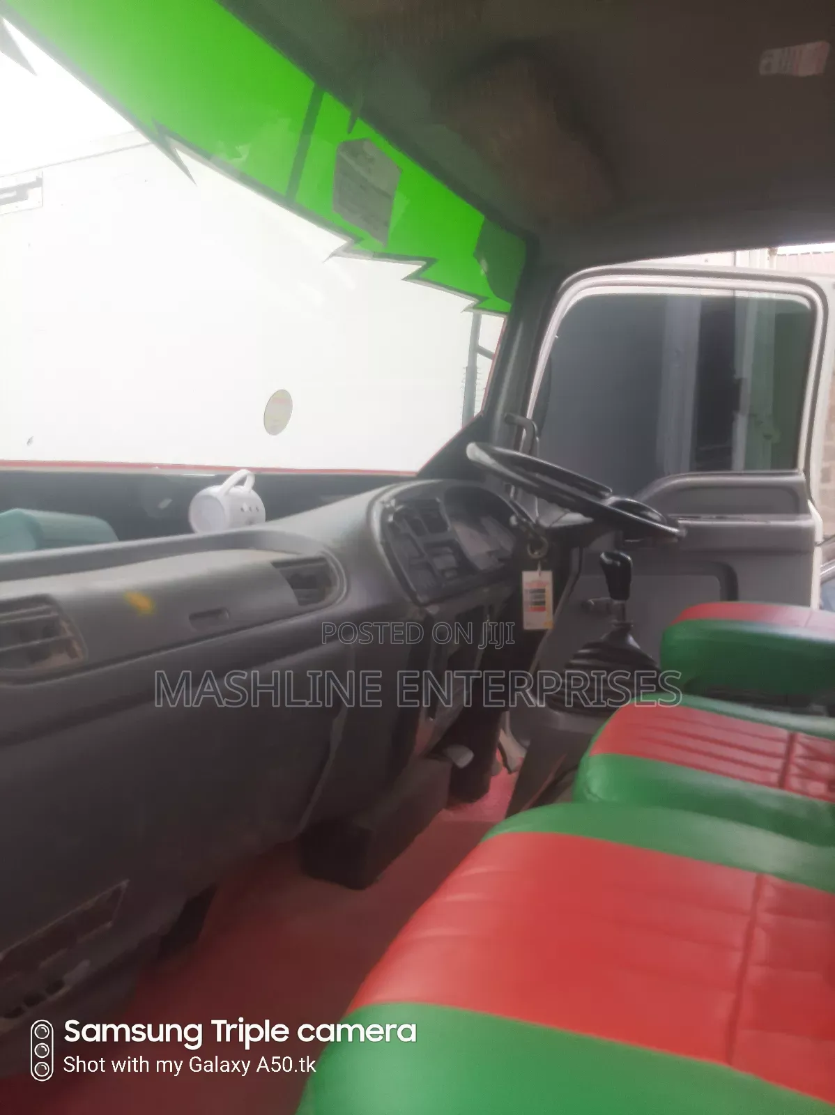 Isuzu FRR 2016 White on Sale