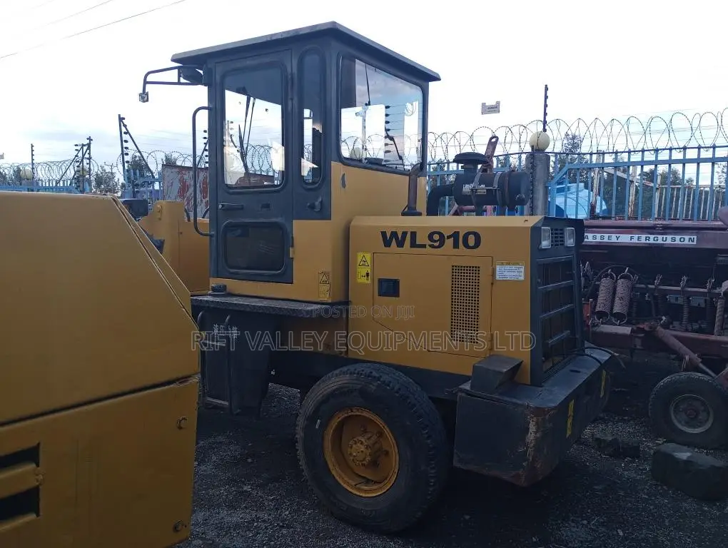 Powermac WL910 Half Ton Loader/Shovel