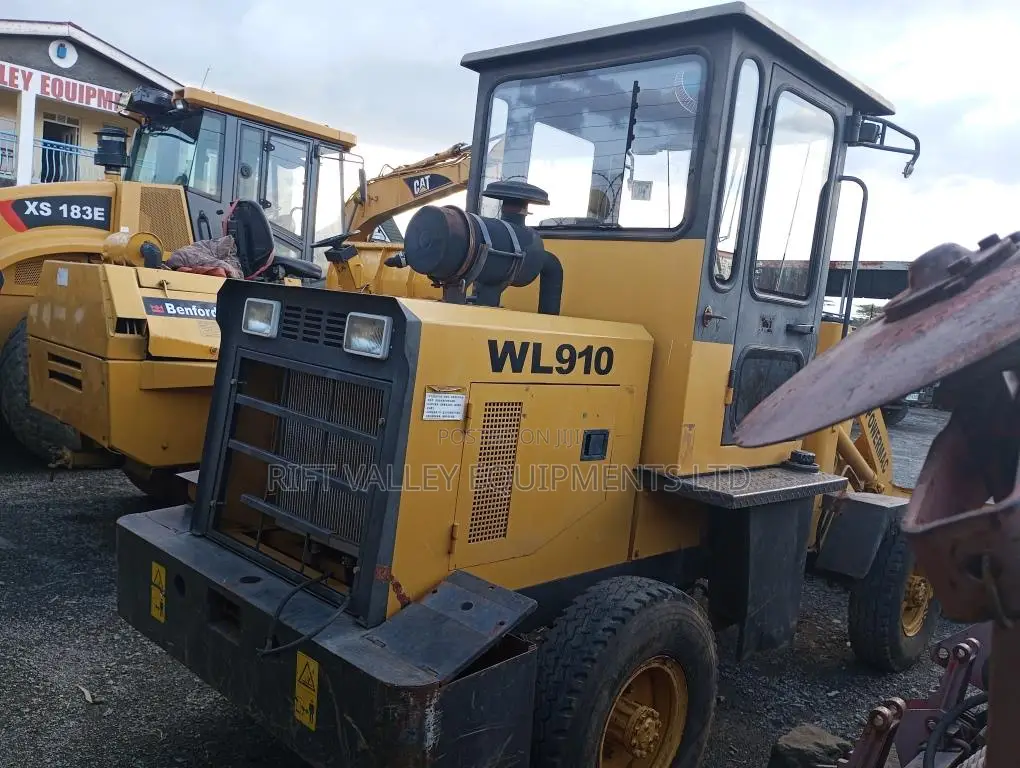 Powermac WL910 Half Ton Loader/Shovel