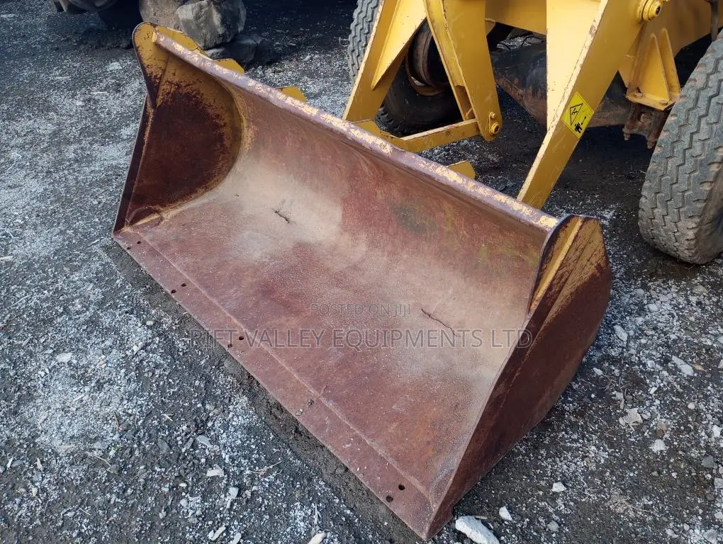 Powermac WL910 Half Ton Loader/Shovel