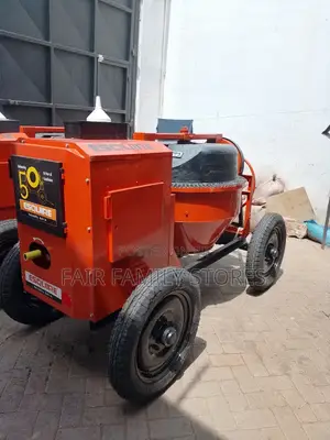 Concrete Mixer. Heavy Duty 500L
