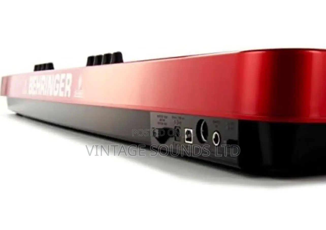 Behringer UMX610 USB/MIDI Controller Keyboard