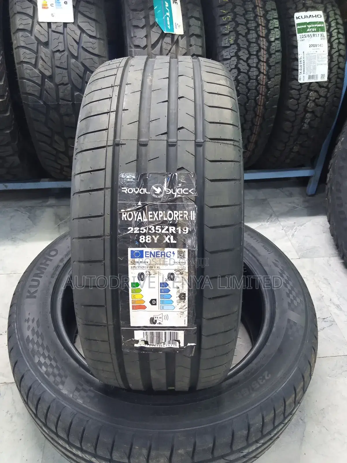 225/35r19 Royal Black Tire