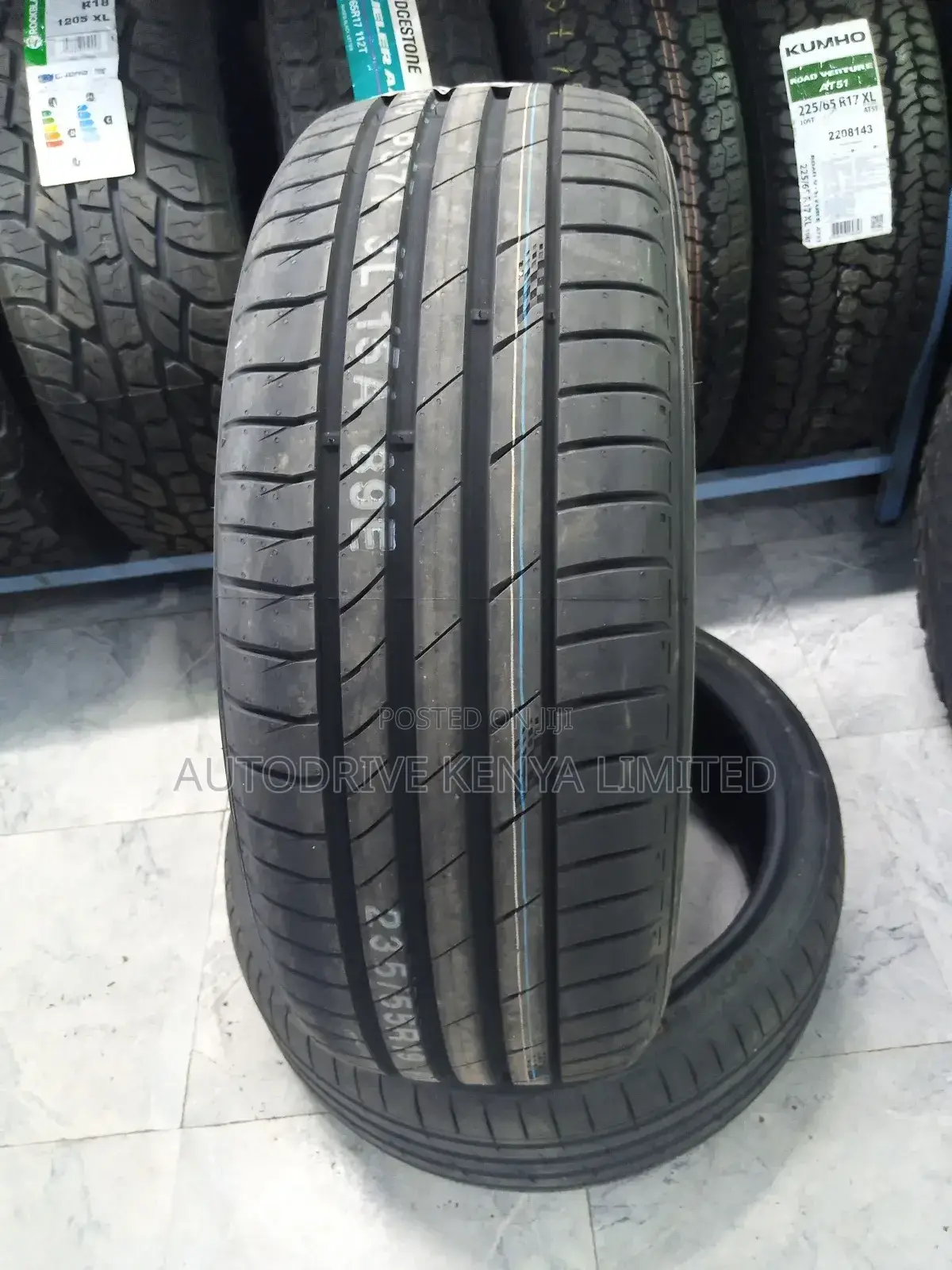 235/55r19 Kumho Tire