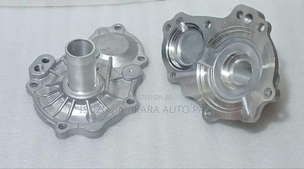 Isuzu Dmax Transmission Cover (Fridge)