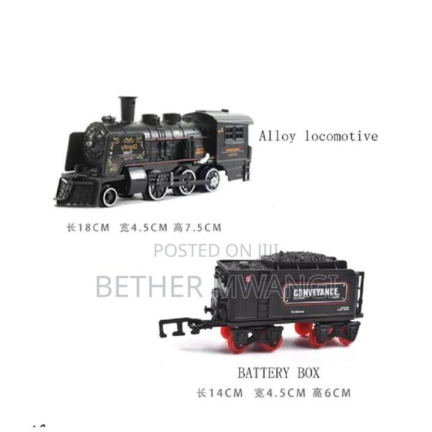 League Lines Train Set in Kenya - thumbnail 3
