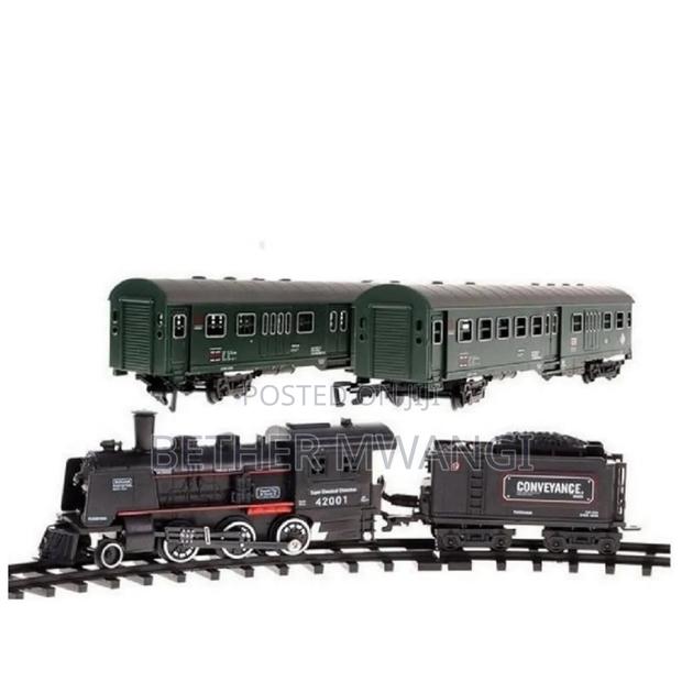 League Lines Train Set in Kenya - thumbnail 4