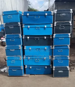Geogeous Quality Metallic Box