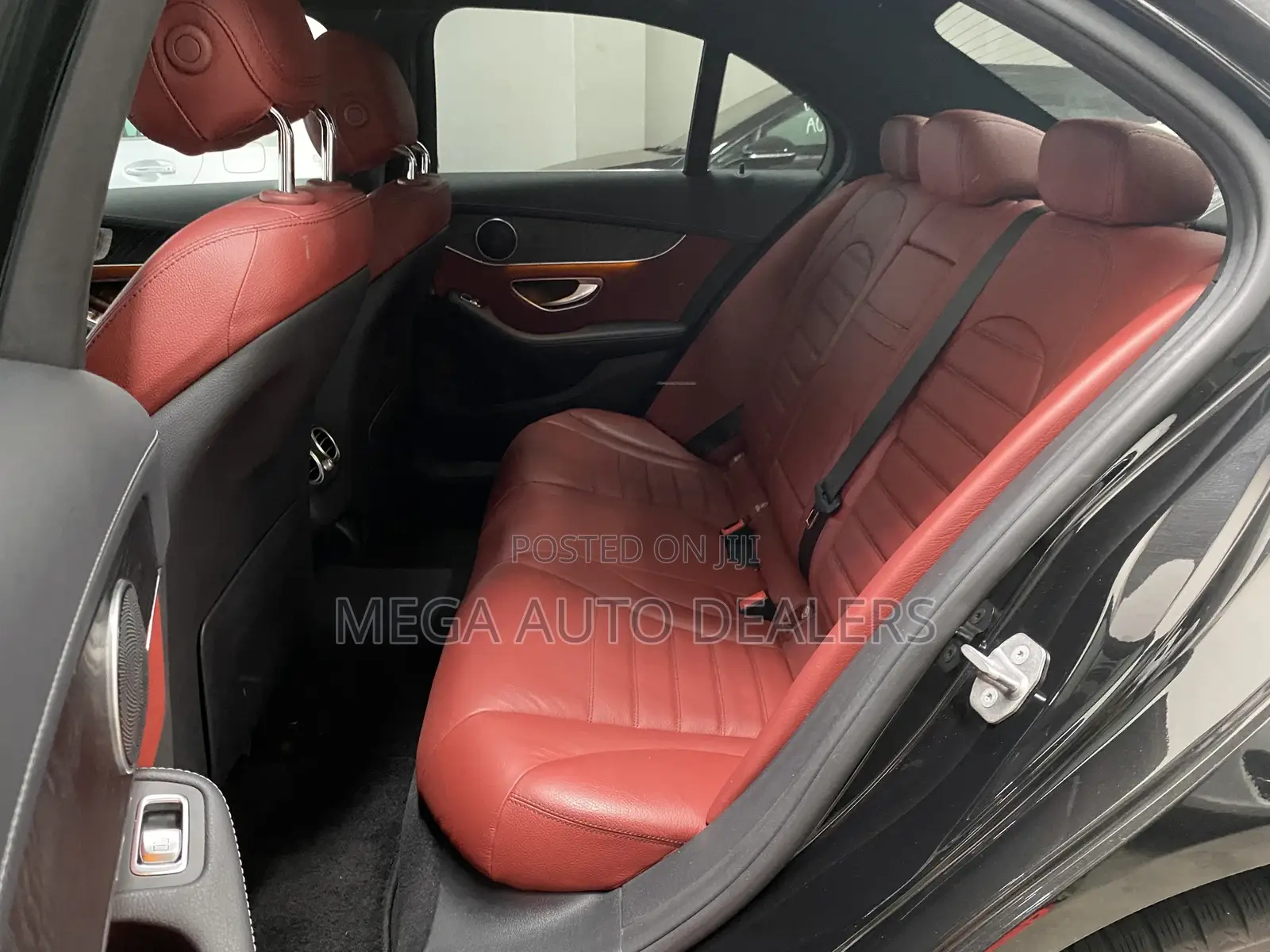 Mercedes-Benz C200 2018 Black