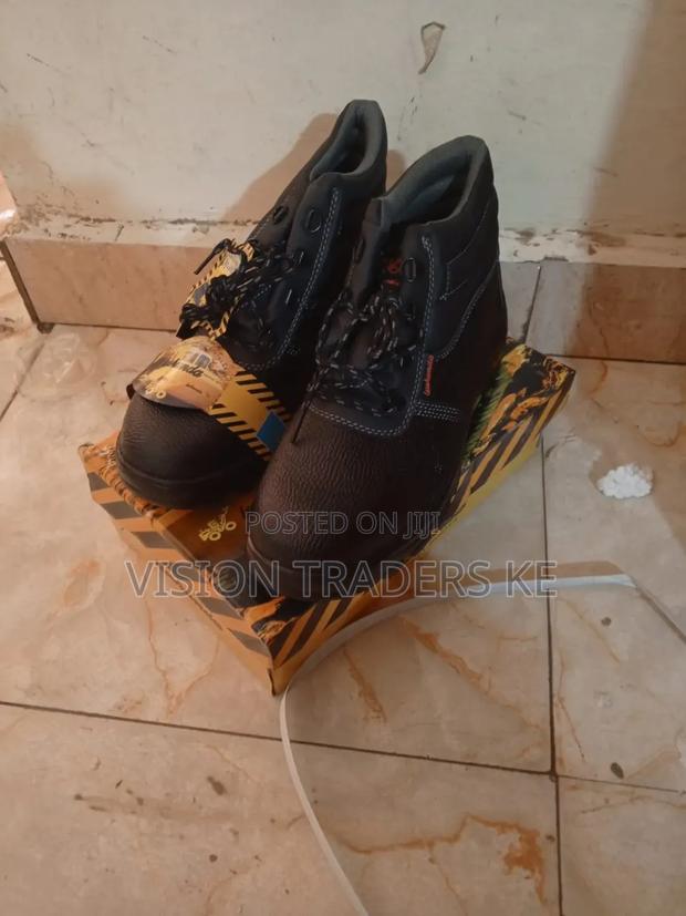 Quality Industrial Safety Boots - thumbnail 3