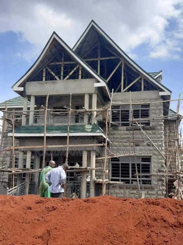 We Renovate Houses