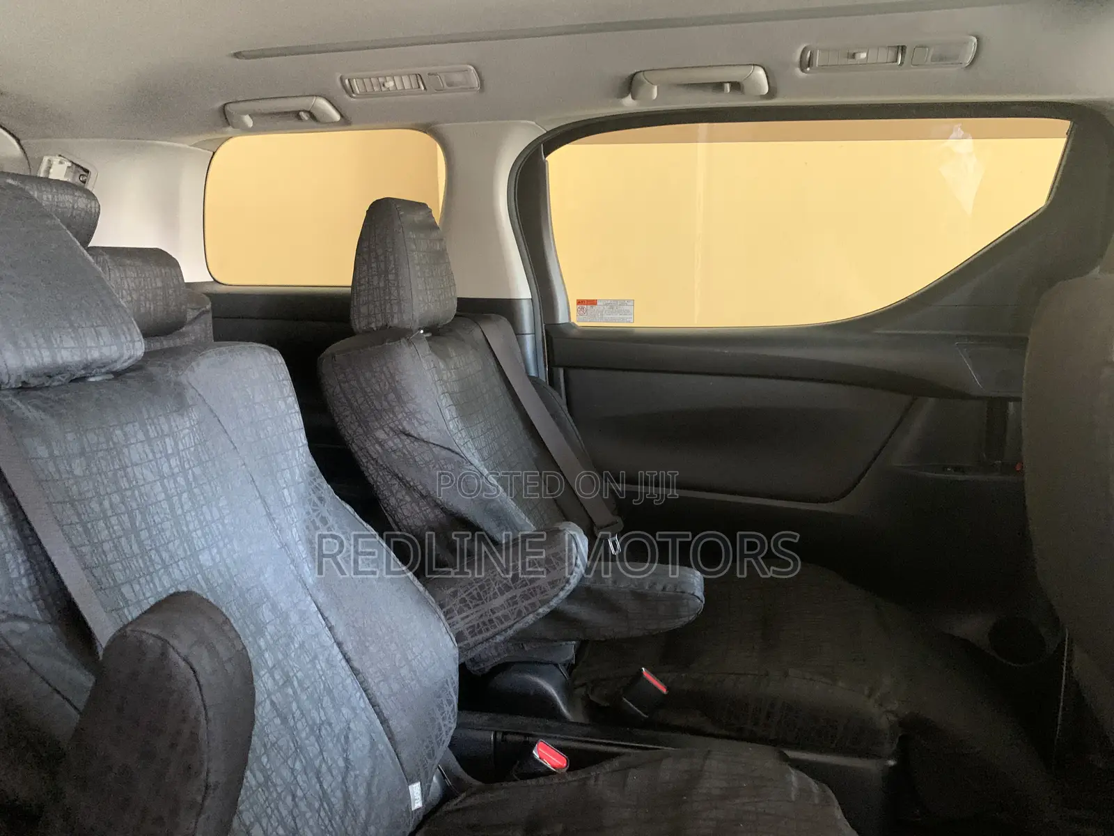 Toyota Alphard 2.5 Petrol AWD 2017 Pearl