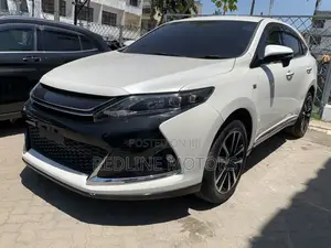 Toyota Harrier 2.0 4WD 2015 White