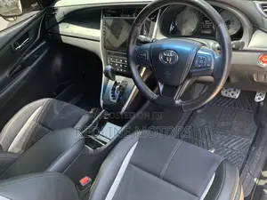 Toyota Harrier 2.0 4WD 2015 White