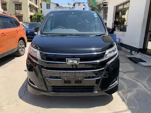 Toyota Noah 2.0 FWD (7 Seater) 2017 Black