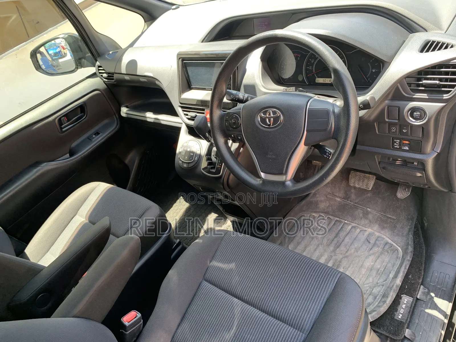 Toyota Noah 2.0 FWD (7 Seater) 2017 Black