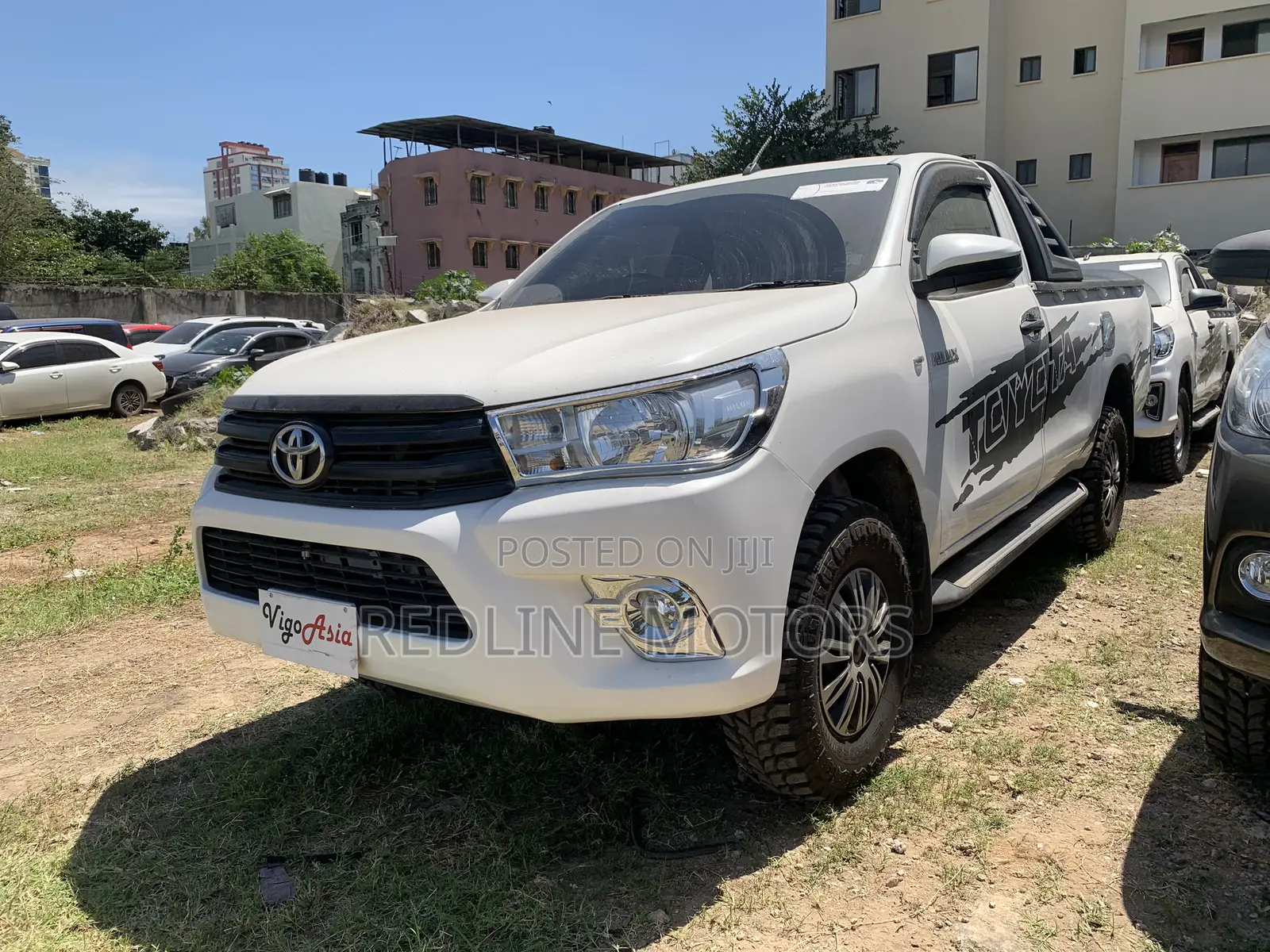 Toyota Hilux 2016 Off white