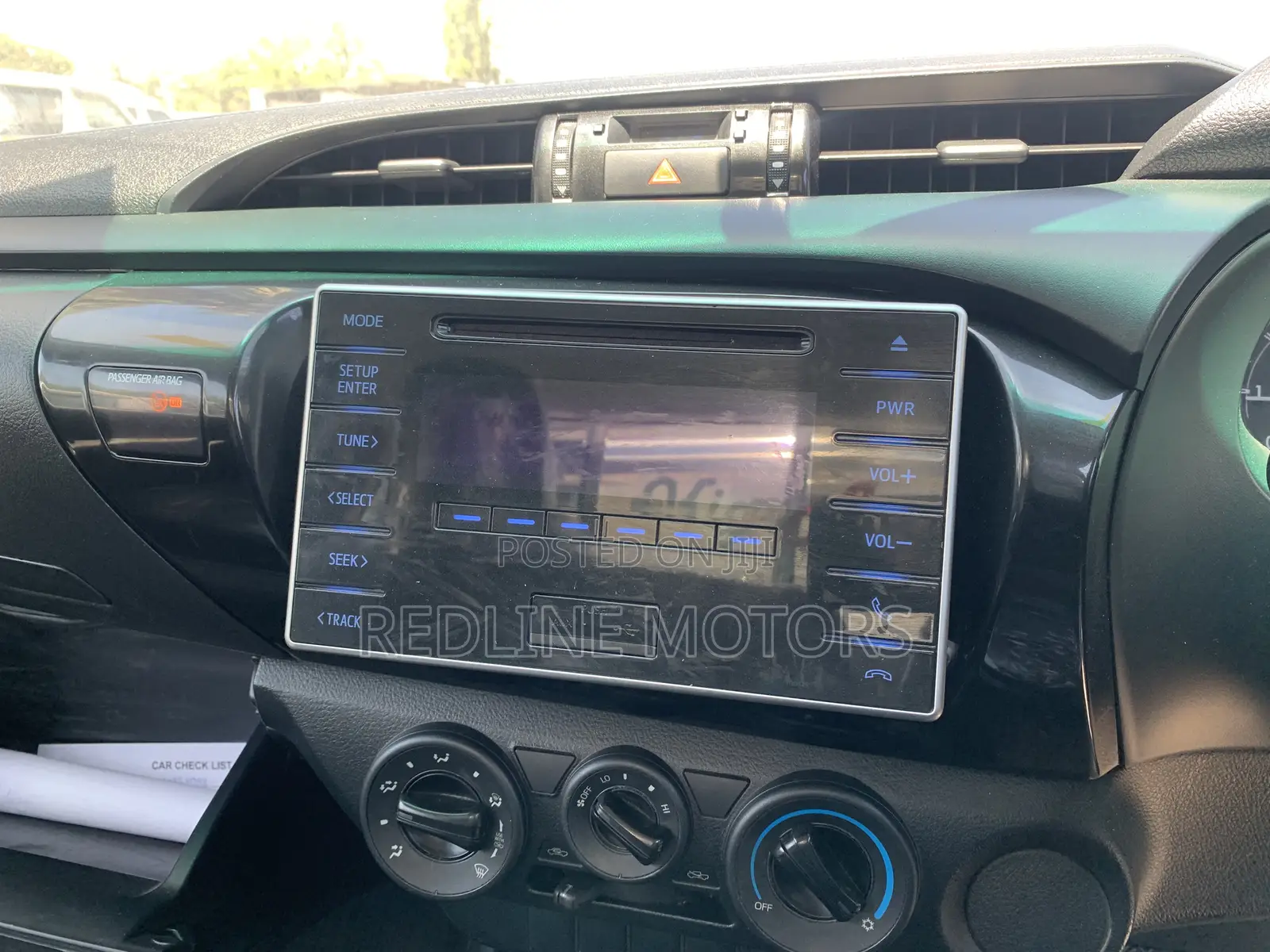 Toyota Hilux 2016 Gold