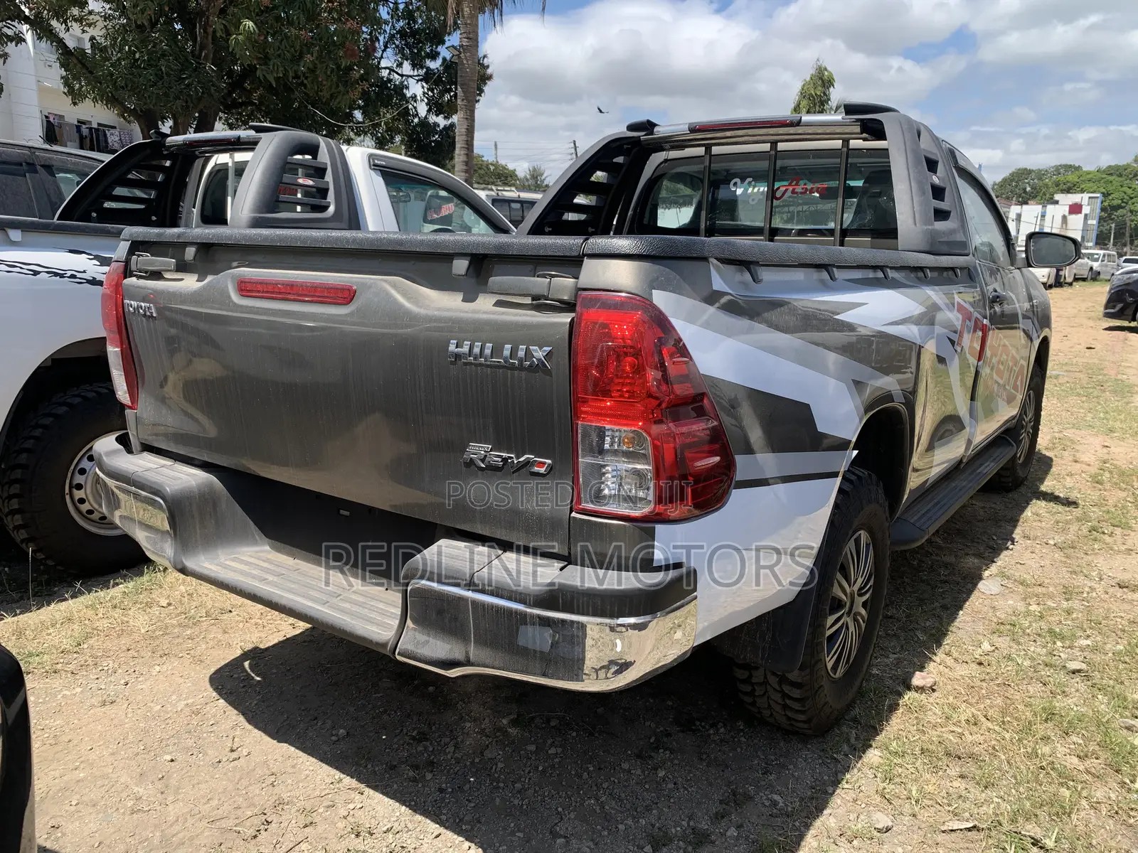 Toyota Hilux 2016 Gold