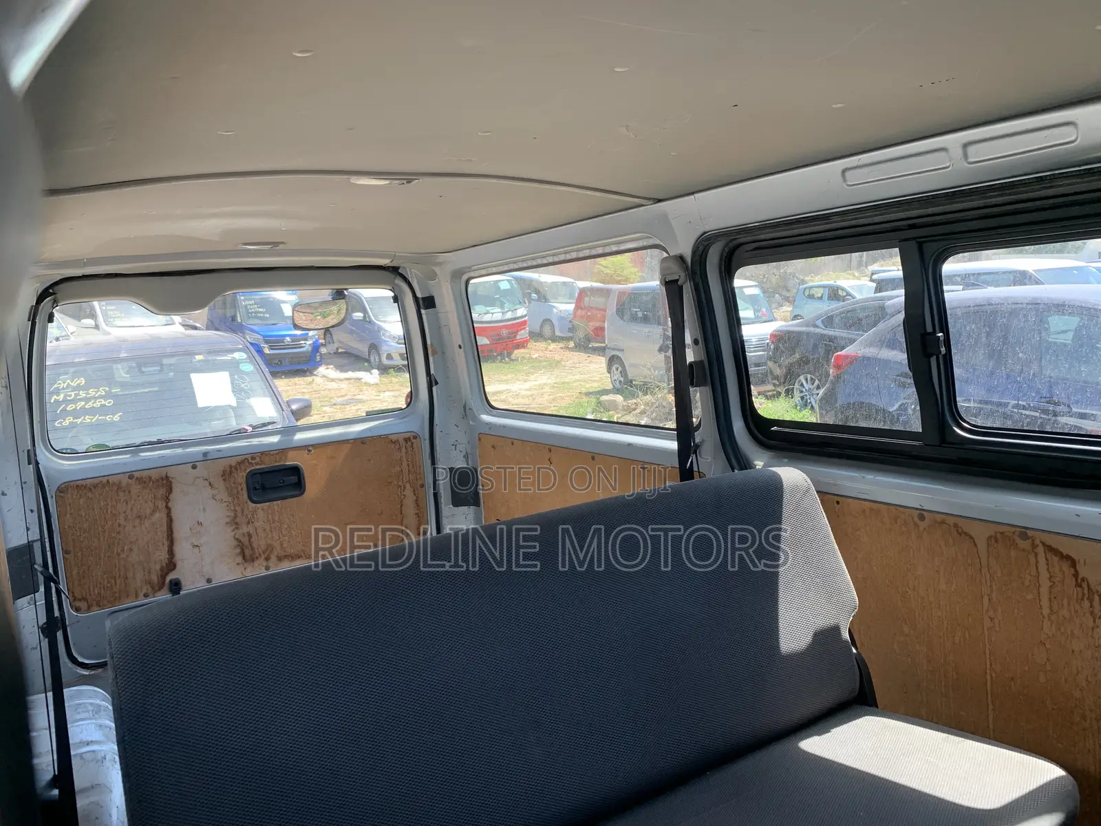 Toyota HiAce 2017 Silver