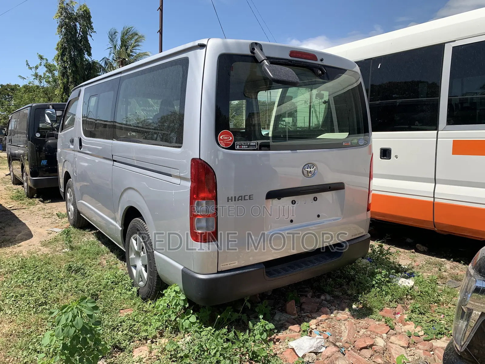 Toyota HiAce 2017 Silver