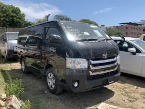 Toyota HiAce 2017 Matt Black