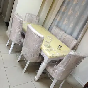 Luxurious 6 Seater Dining Table