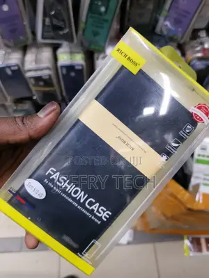 Universal Richboss Case for Samsung Galaxy S10-Black