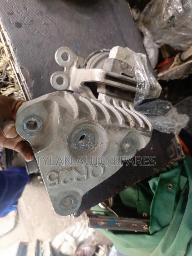 Engine Mounting Extrail NT32 - main view