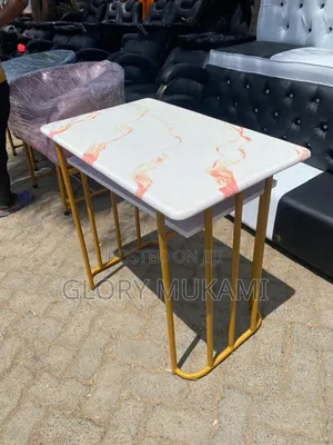 Manicure Tables