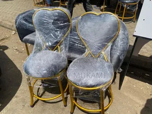 Love Stylin Chairs