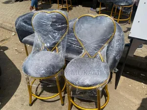 Love Stylin Chairs