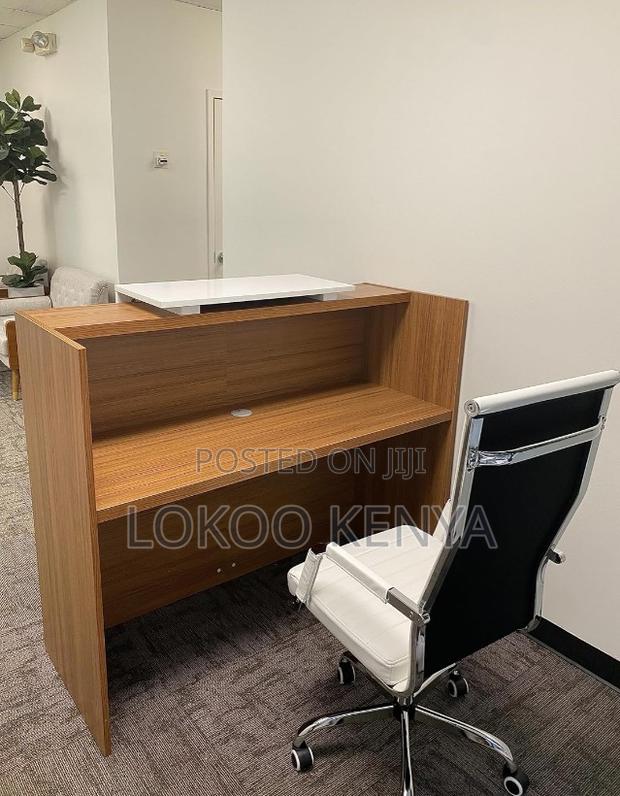 Office Tables: 1200mm Standard Office Reception Wooden Desk